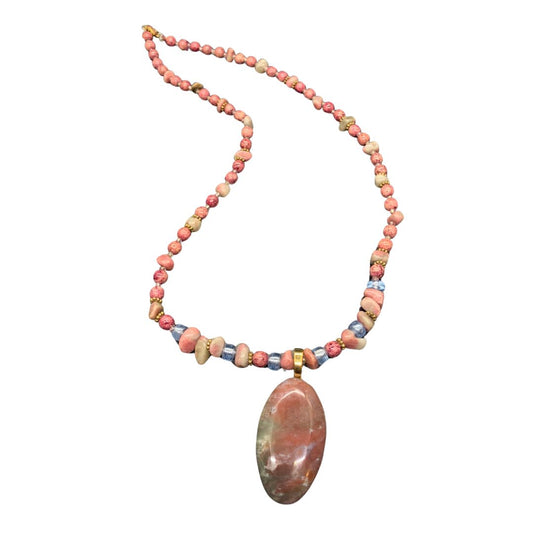 PINK AGATE NECKLACE